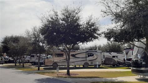 10 Best RV Parks in Destin, Florida, for Beach Camping - Getaway Couple