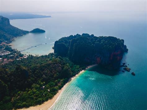 Premium Photo | Railay beach krabi thailand the tropical beach of ...