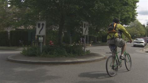 Traffic circle accidents worry Kitsilano residents | CBC News