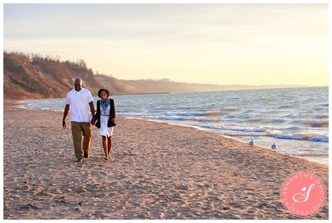 Scarborough Bluffs Sunrise Engagement Photos at the Beach