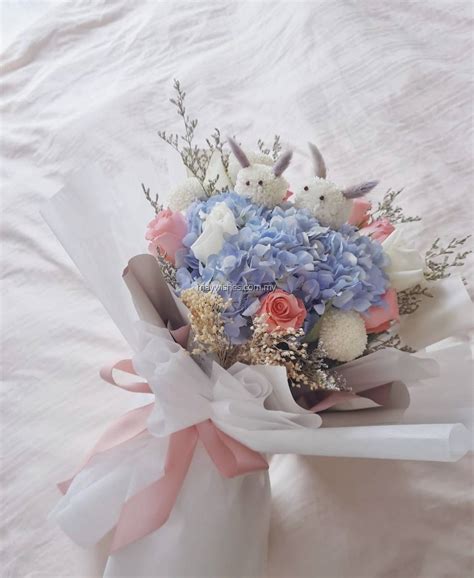 Hydrangea Bouquet 10