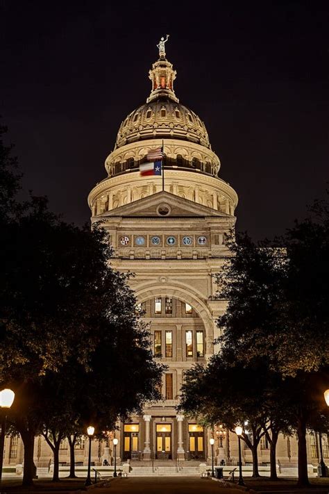 State Capitol Building at Night in Downtown Austin, Texas Stock Photo ...