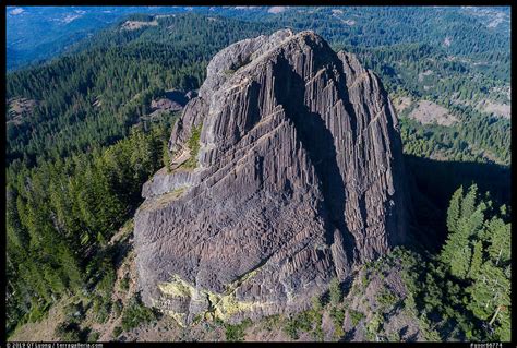 » Pilot Rock, Cascade Siskiyou National Monument - from QT Luong's Blog