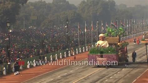 Bihar tableaux presents Champaran Movement of 1917 in Delhi - YouTube