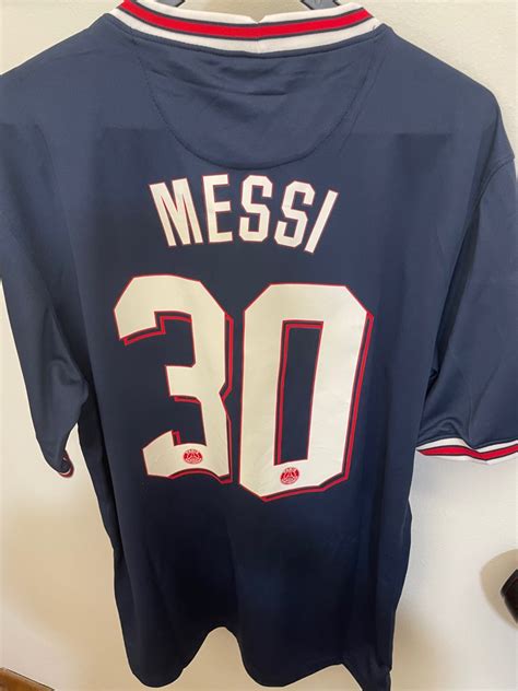 Messi psg jersey 21/22, Men's Fashion, Activewear on Carousell