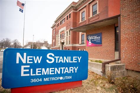 Distinguished Schools: New Stanley Elementary School