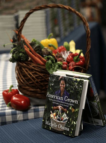 Photos | First Lady Michelle Obama ‘American Grown’ Book Signing ...