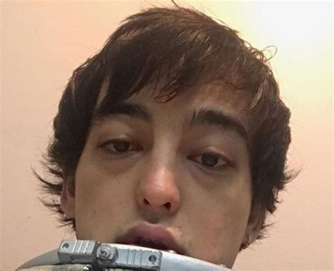 Who is Joji signed to? - Joji: 23 facts about the Glimpse of Us singer ...