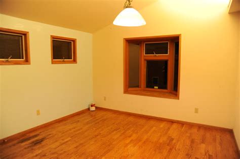 Clean and empty dining room, wood floor, windows, outset w… | Flickr