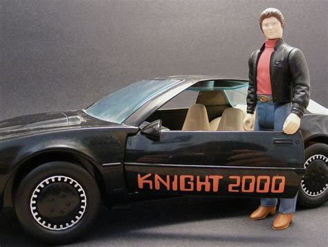 Retro Review > The Knight Rider 2000 Voice Car | Knight rider, Toys ...