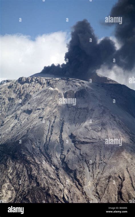 Eruption of Ol Doinyo Lengai in 2007 Tanzania Stock Photo - Alamy