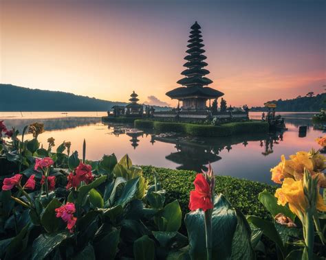 Wallpaper Bali, temple, lake, flowers, Indonesia 1920x1200 Picture, Image