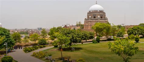 Travel Guide to Multan: Shrines, Historical Places & More | Zameen Blog