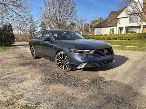 2023 Honda Accord Hybrid Review: It's Better Than a Crossover | Gear Patrol