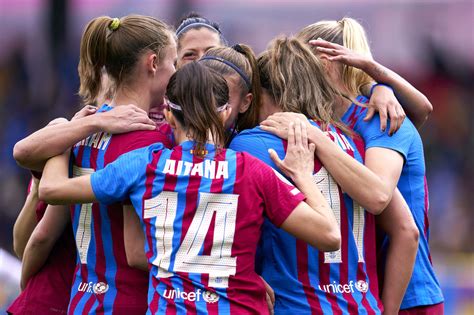 Barcelona Femeni crowned champions after big Clasico win - Barca Blaugranes