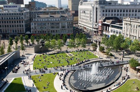 Piccadilly Gardens 'needs to be space to have fun' - Place North West