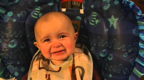 #MAMAS - EMOTIONAL BABY'S REACTION TO MOM SINGING WILL HAVE YOU IN ...