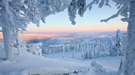 5 Day Independent : Winter Wonders in Rovaniemi : Nordic Visitor