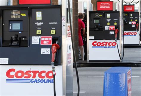 Costco Gas Price: How Costco Keeps Their Gas Cheap | Reader's Digest