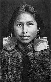 Gwawaenuk Tribe - Wikipedia