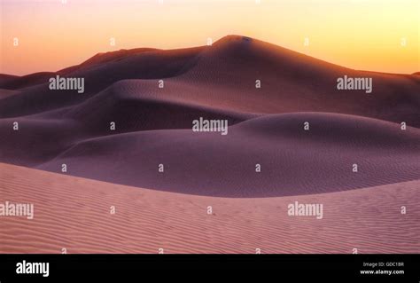 Sand dunes,Oman,Rub al Khali Stock Photo - Alamy