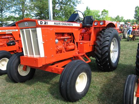 Allis-Chalmers_D21-3163.jpg