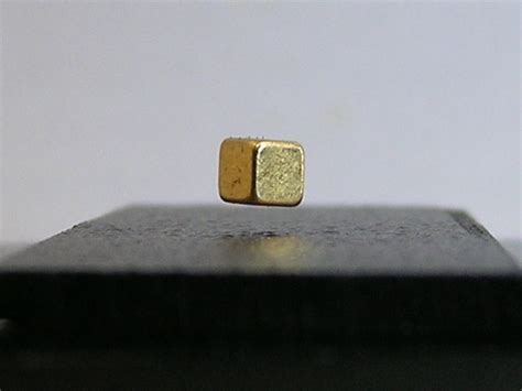 Diamagnetic Levitation - Magnets By HSMAG