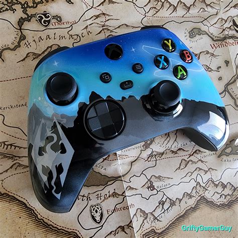 Here again with another Skyrim custom. This one with a glossy finish ...