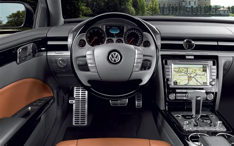 Report: Volkswagen Delays New Phaeton for Cost Reasons