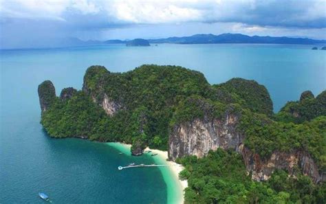 Dusit Thani Krabi Beach Resort, Thailand | Blue Bay Travel