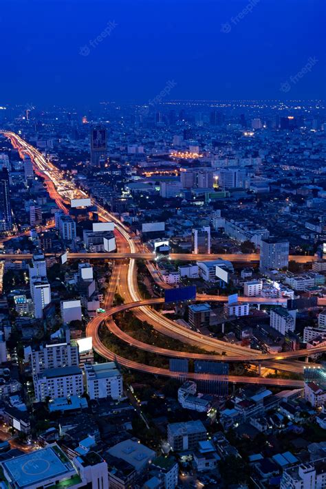 Premium Photo | Bangkok skyline