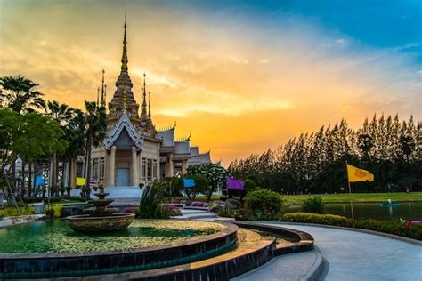 Premium Photo | Temple thailand beautiful thailand temple dramatic colorful sky