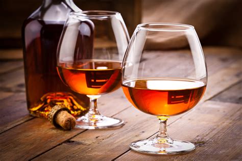 Cognac Vs. Brandy: Differences and Taste | Fine Dining Lovers