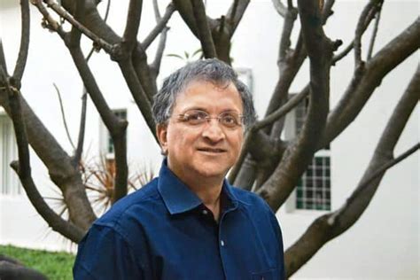 Gandhi’s Politics Is Impossible To Classify: Ramachandra Guha | Mint