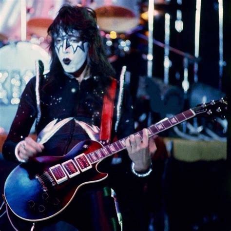 Kiss Alive! Photo shoot (1975) - KISS Photo (42975648) - Fanpop