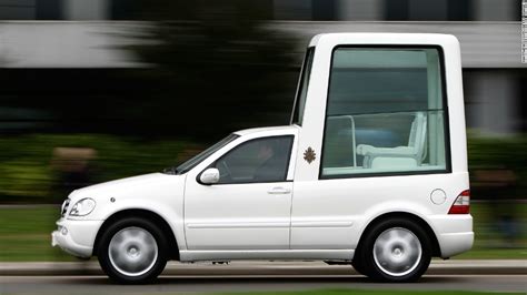 Pope Francis ditches bulletproof Popemobile - CNN.com