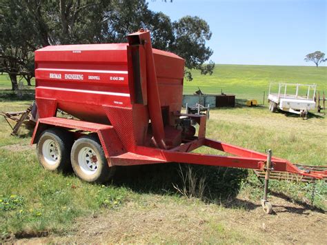 Bromar 36 bag twin feed out bin | Livestock Equipment - Livestock