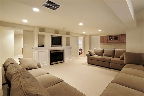 FINISHING A BASEMENT REC ROOM - How to Avoid the 5 Deadly Mistakes ...