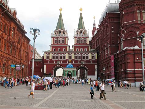 The Kremlin & Red Square Facts, Worksheets, History & Location For Kids