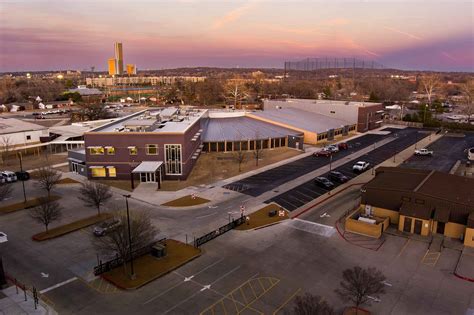 Jenks Public Schools Freshman Academy, Phase II - LDKerns