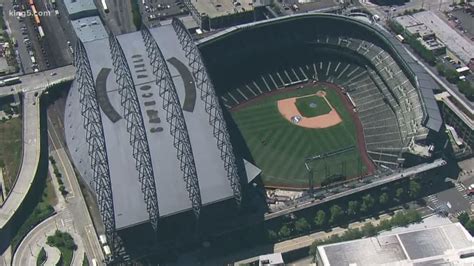 Controversial 25-year Mariners lease approved; new stadium name next ...