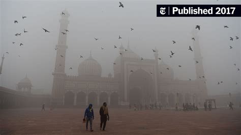 In India, Air So Dirty Your Head Hurts - The New York Times