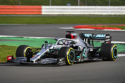 F1 : la Mercedes W11 2020 se montre | Les Voitures