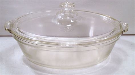 Vintage Pyrex 1926 Casserole Dish with Lid Deep Oval | Casserole dishes, Pyrex vintage, Baked dishes