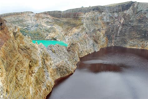 Kelimutu volcano natural spectacle • Flores • Indonesia