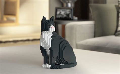 Cat Sculptures from Legos