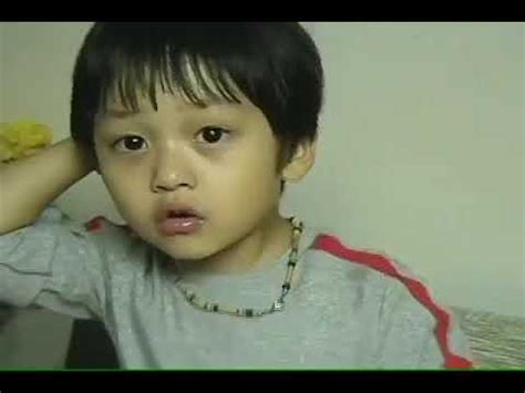 Baby Lee Know - Stray Kids childhood - YouTube