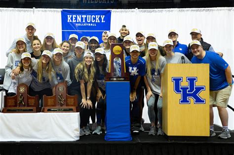 Kentucky Volleyball on Twitter: "Still a dream. But also, it’s reality. 💙💙💙 #WeAreUK | #NCAAVB…