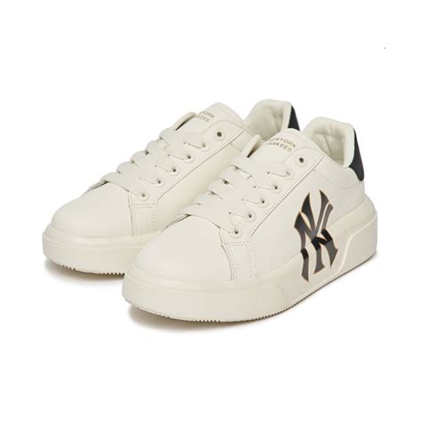 MLB Chunky Classic A New York Yankees Shoes – ETRENDIPOH(SDNBHD)