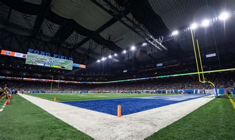 NFL's Detroit Lions add FieldTurf to Ford Field | Stadia Magazine